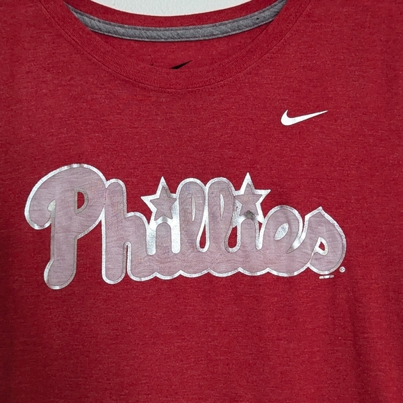 Philadelphia Phillies Shirt Women Nike Large Red Slim Fit Short Sleeve - Picture 4 of 6
